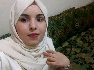 في سن المراهقة مارس الجنس وصال المغربي لمدة 10 $