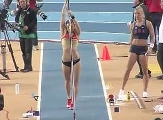 Kristina Gadschiew skacze