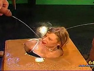 perras Kinky meando humillación porno fetiche