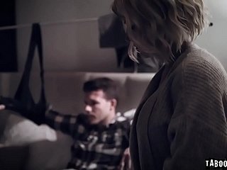 Stepmom kit mercer memberikan stepson dia beberapa bantuan menggunakan mulut milfy beliau
