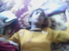 اس کے لڑکے کے دوست کے ساتھ دیسی لڑکی بھاڑ میں جاؤ