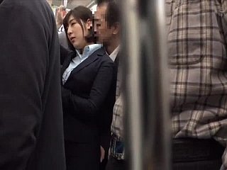 Bas badan cantik Jepun