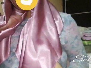 Pancut de cetim Tudung
