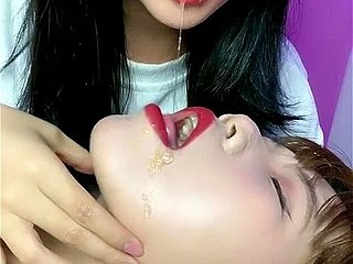 Chinesische Lezdom