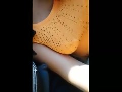 최고의 더듬다의 encoxada의 brazo (SHE이 봐!)