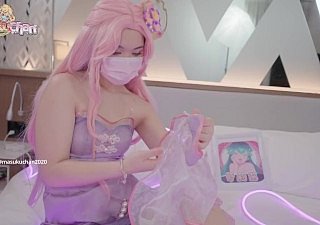 Bankrupt Sex concerning Chinese Princess together with Cum Sperm out of reach of Will not hear of Enforce a do without