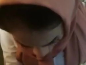 iraqi student at hand blowjob