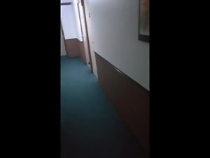 Elle se fait baiser bir l otel