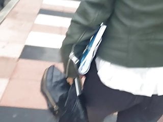 Kamu 2'de seksi kız üzerinde Cum