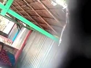 Endonezya - ngintip jilbaber yg susunya dihisap